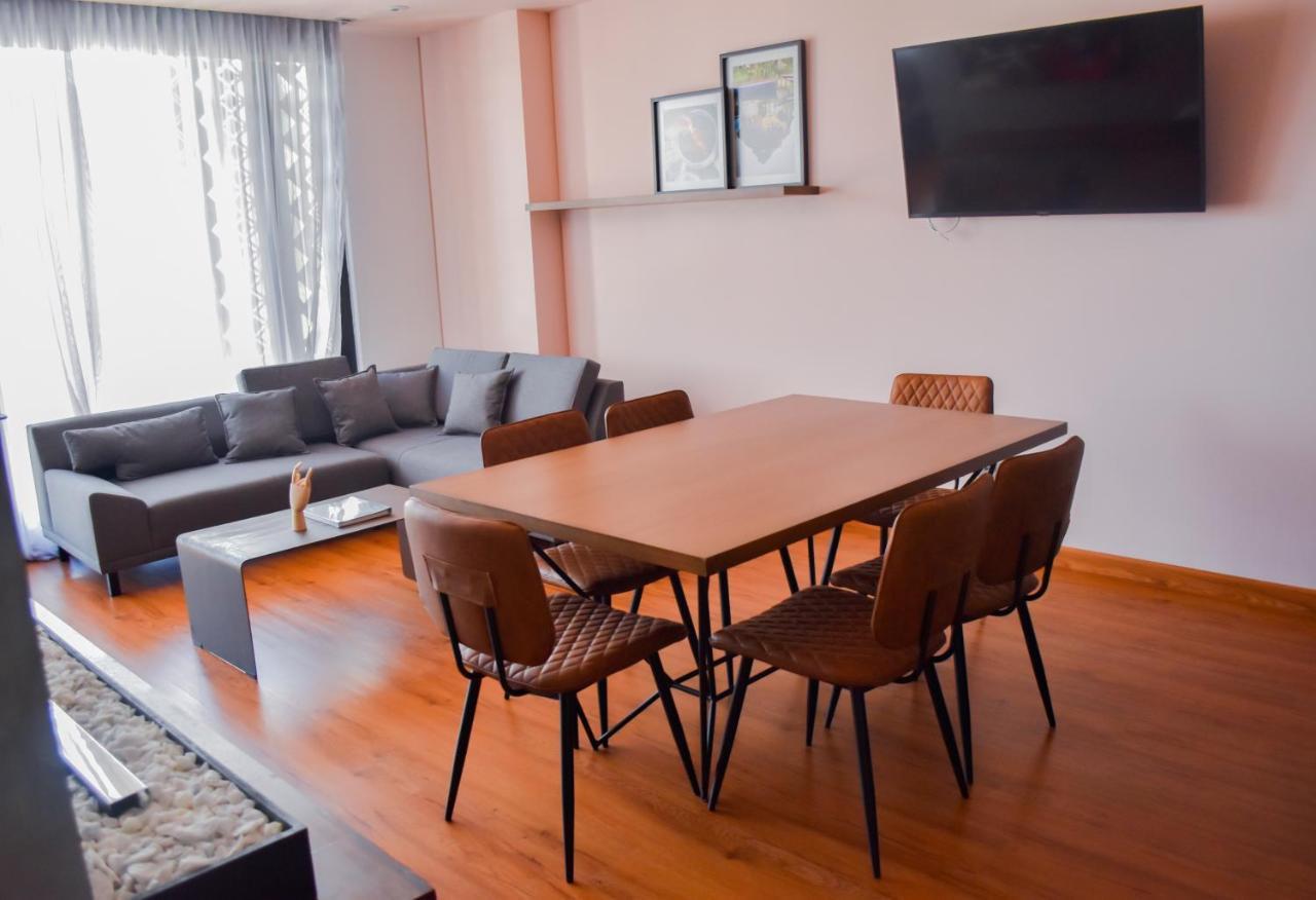 פאסטו Hotel V1501 מראה חיצוני תמונה A living room in a typical apartment