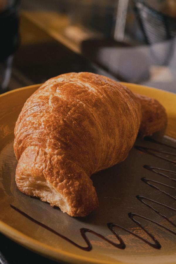 פאסטו Hotel V1501 מראה חיצוני תמונה Croissant