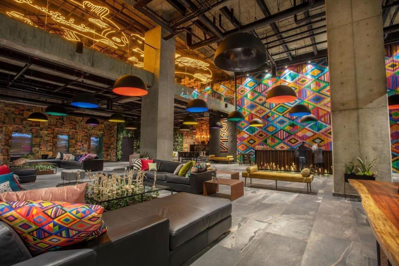 פאסטו Hotel V1501 מראה חיצוני תמונה Interior of the Starbucks Reserve Roastery in Milan, Italy
